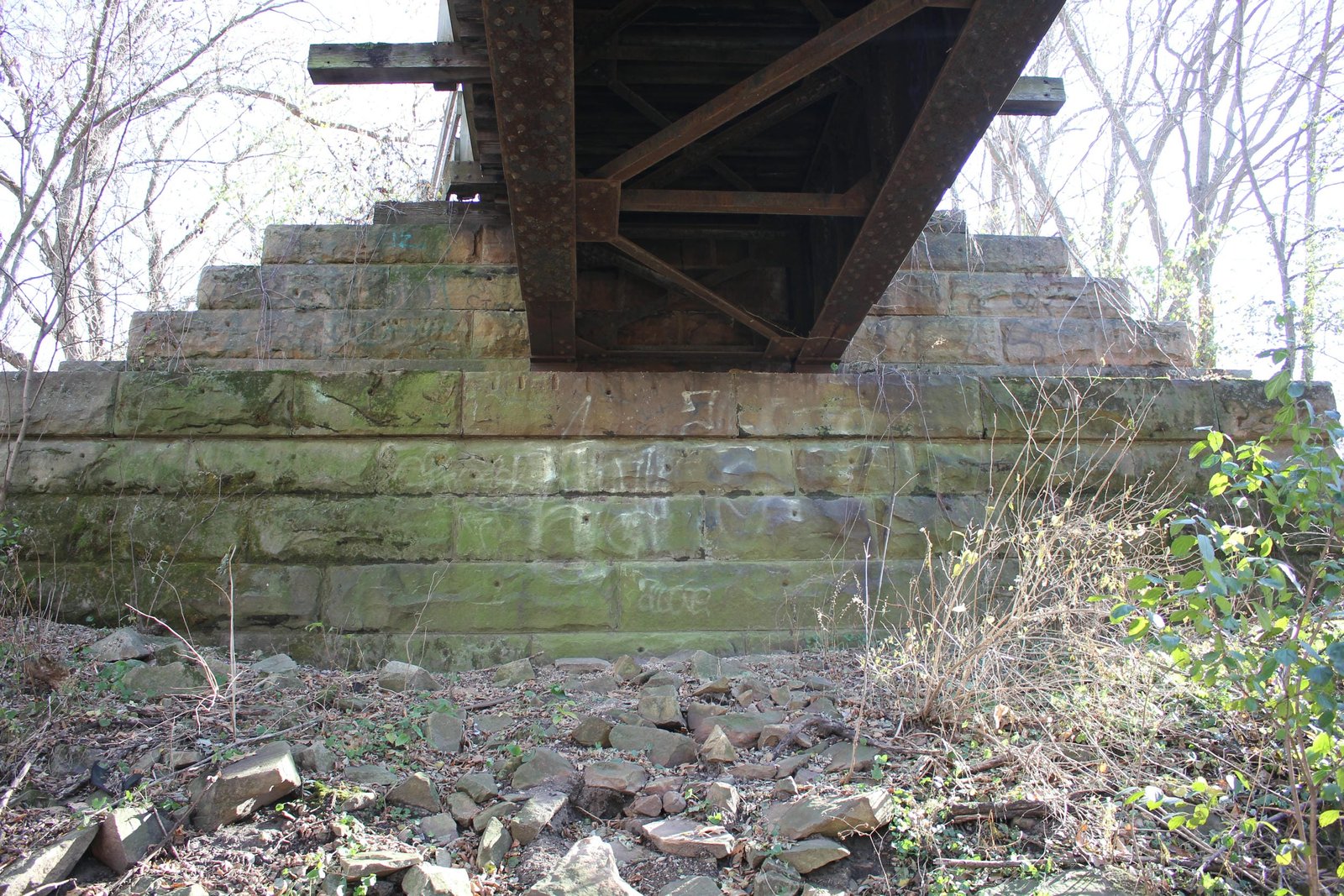South abutment